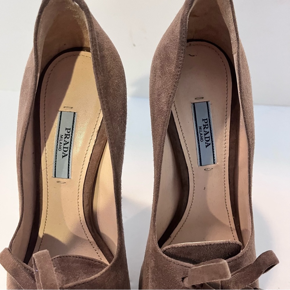 Prada Women’s 39.5 Brown Leather Suede Peep Toe High Heel Pumps - Picture 6 of 16